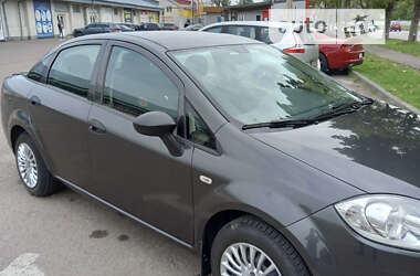 Ціни Fiat Linea Бензин