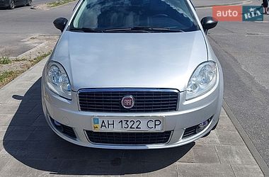 Ціни Fiat Linea Бензин