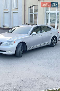 Ціни Lexus LS Бензин