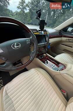 Цены Lexus LS Бензин