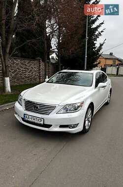 Цены Lexus LS Бензин
