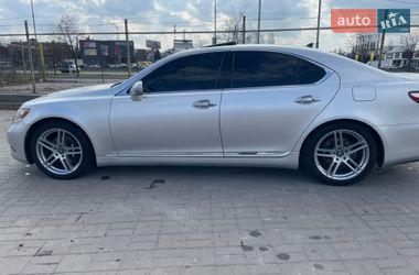Ціни Lexus LS Бензин