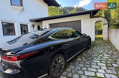 Ціни Lexus LS Бензин