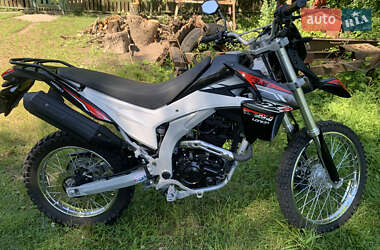 Ціни Loncin LX 250GY-3 Бензин