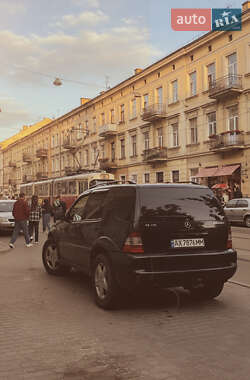 Ціни Mercedes-Benz M-Class Бензин