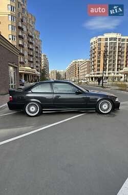 Ціни BMW M3 Бензин