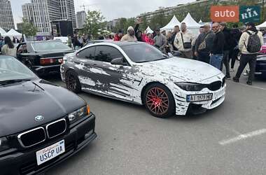 Ціни BMW M4 Бензин