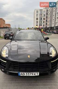 Ціни Porsche Macan Бензин