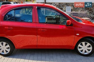 Ціни Nissan March Бензин