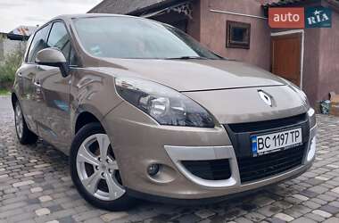 Ціни Renault Megane Scenic Бензин