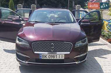 Цены Lincoln MKZ Бензин