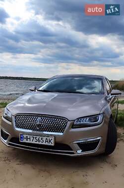 Цены Lincoln MKZ Бензин