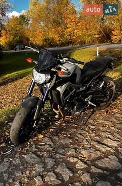 Ціни Yamaha MT-09 Бензин