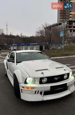 Ціни Ford Mustang Бензин