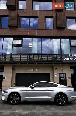 Ціни Ford Mustang Бензин