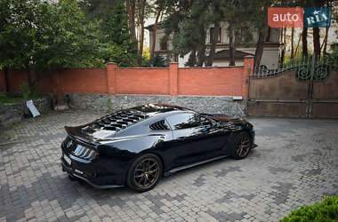 Ціни Ford Mustang Бензин