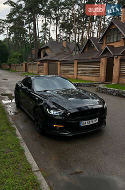 Ціни Ford Mustang Бензин