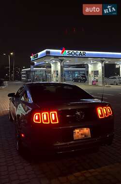 Ціни Ford Mustang Бензин