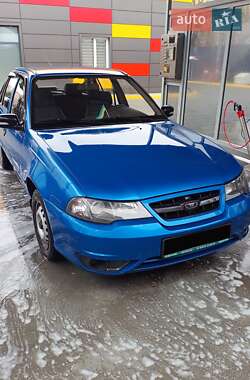 Ціни Daewoo Nexia Бензин