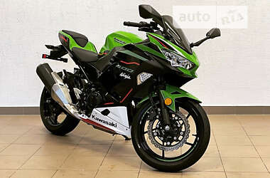 Цены Kawasaki Ninja 400 Бензин