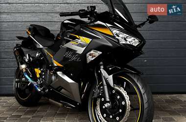 Ціни Kawasaki Ninja 400 Бензин