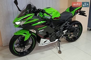 Ціни Kawasaki Ninja 400 Бензин