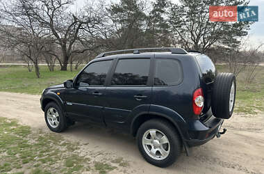 Цены Chevrolet Niva Бензин