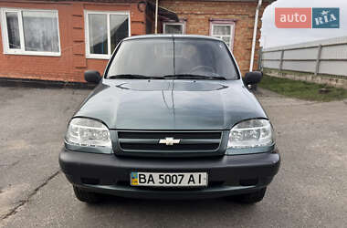 Ціни Chevrolet Niva Бензин