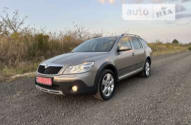 Цены Skoda Octavia Scout Бензин