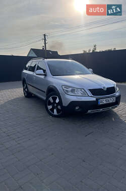 Ціни Skoda Octavia Scout Бензин