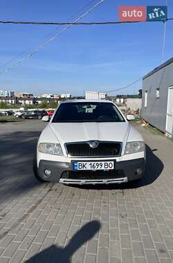 Ціни Skoda Octavia Scout Бензин