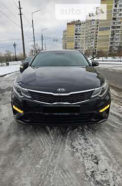 Ціни Kia Optima Бензин