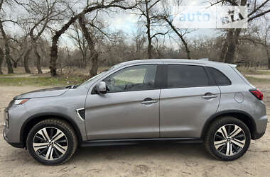 Цены Mitsubishi Outlander Sport Бензин