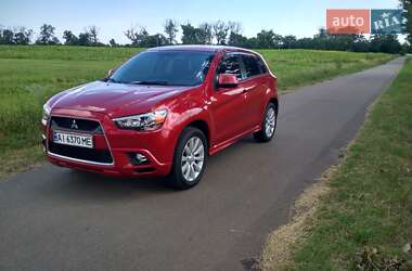 Ціни Mitsubishi Outlander Sport Бензин