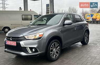 Ціни Mitsubishi Outlander Sport Бензин