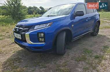 Ціни Mitsubishi Outlander Sport Бензин