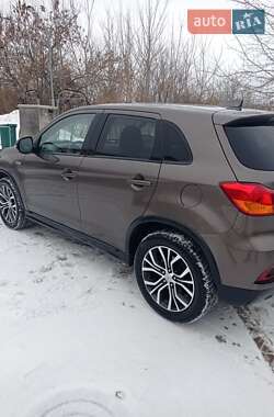 Цены Mitsubishi Outlander Sport Бензин
