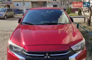 Ціни Mitsubishi Outlander Sport Бензин