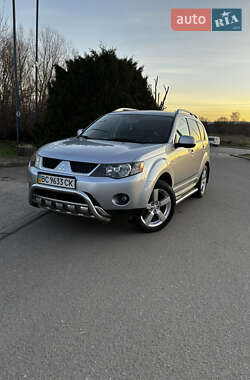 Ціни Mitsubishi Outlander XL Бензин