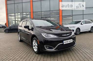 Цены Chrysler Pacifica Бензин