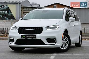 Ціни Chrysler Pacifica Бензин