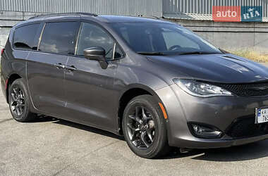 Цены Chrysler Pacifica Бензин