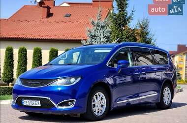 Ціни Chrysler Pacifica Бензин