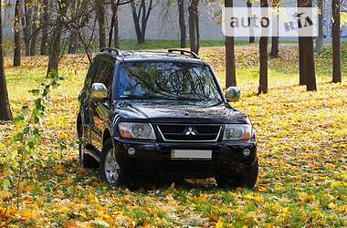 Ціни Mitsubishi Pajero Wagon Бензин