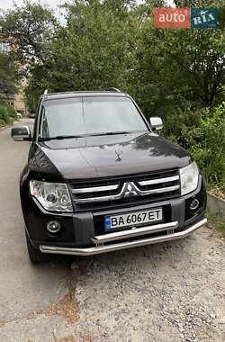 Ціни Mitsubishi Pajero Бензин
