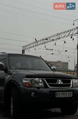 Ціни Mitsubishi Pajero Бензин