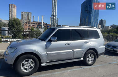 Ціни Mitsubishi Pajero Бензин