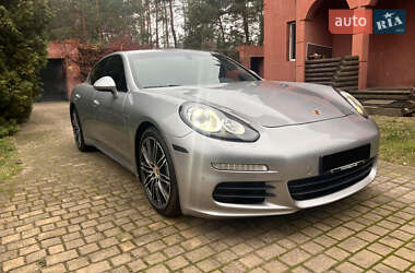 Цены Porsche Panamera Бензин