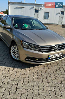 Ціни Volkswagen Passat Бензин