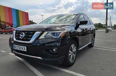 Ціни Nissan Pathfinder Бензин